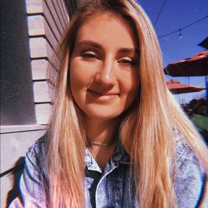 Meet your Posher, Jordyn